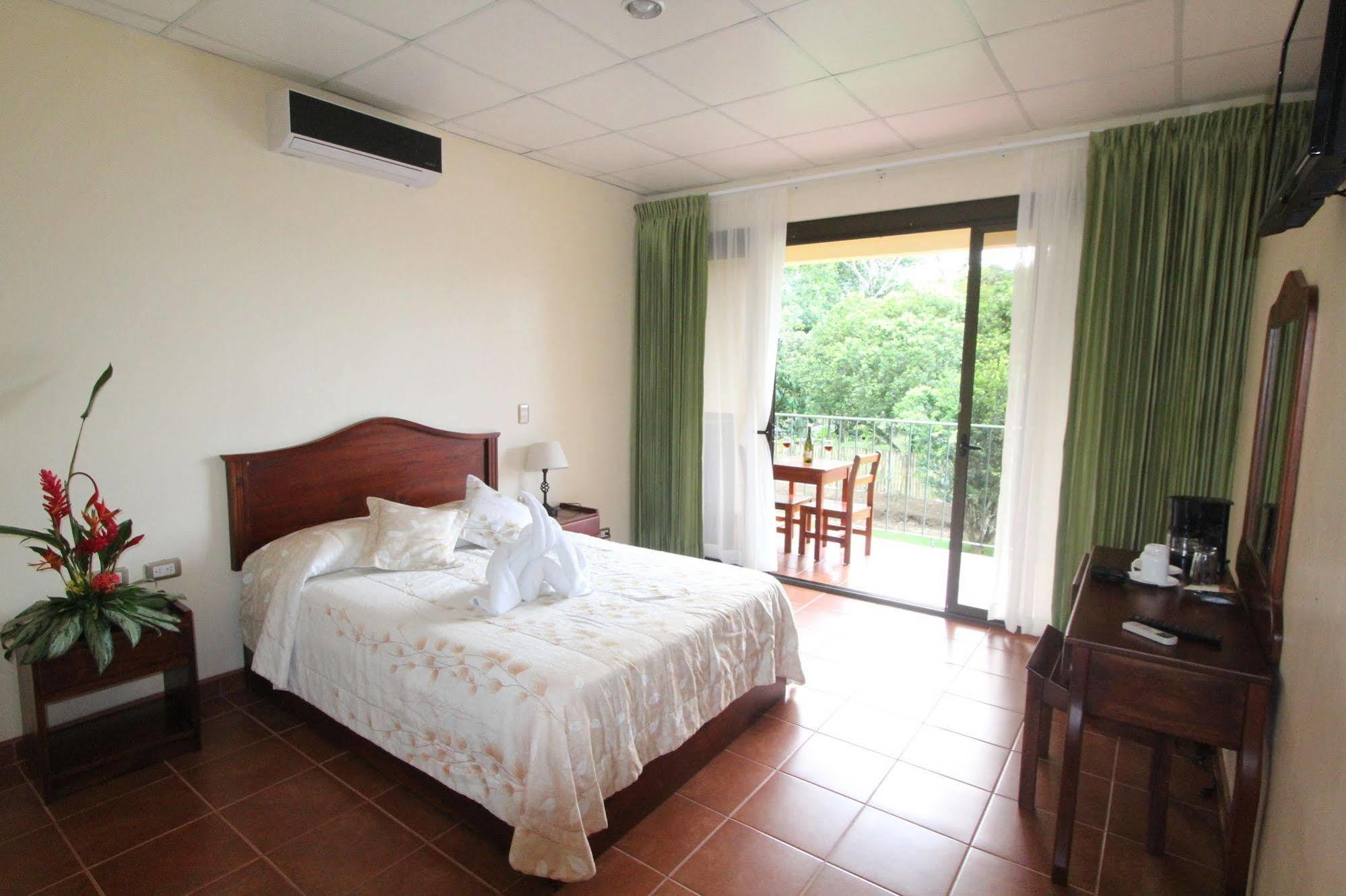 Hotel Monte Real La Fortuna 외부 사진